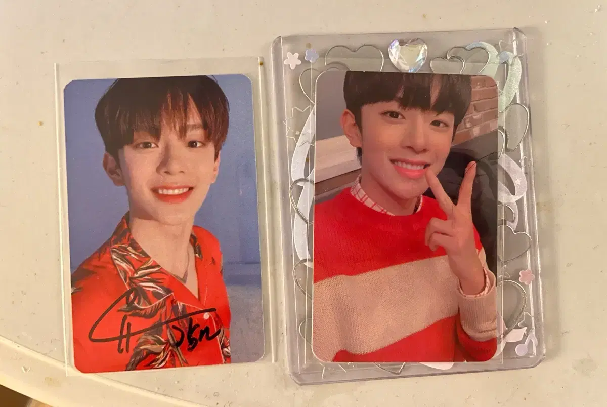 Vari Kangmin photocard in bulk