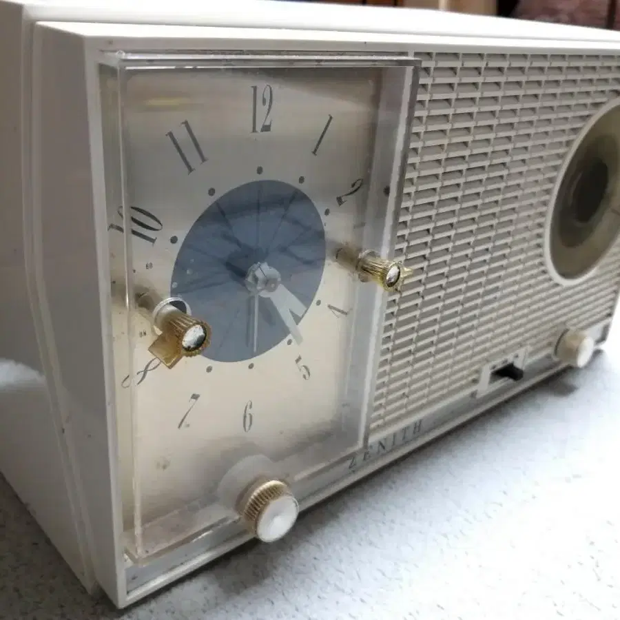 빈티지 진공관라디오 시계 Zenith Tube Radio