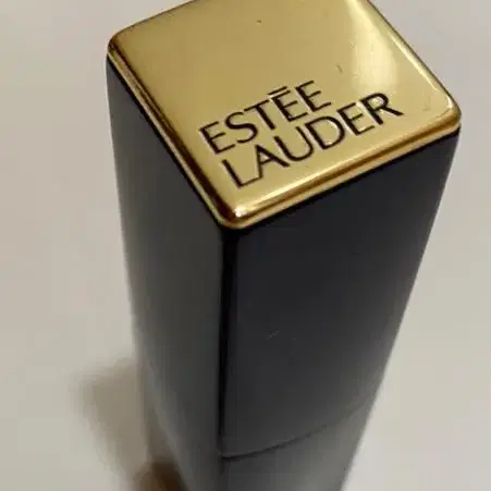 estee lauder 230 infamous