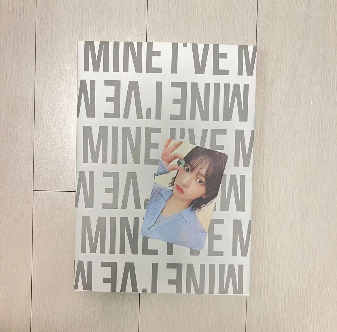 [with photocard] ive IVE I'VE MINE album, ahn yujin photocard for sale.