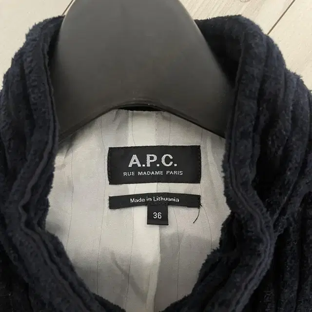 APC 아페쎄 코듀로이 네이비 자켓 XS