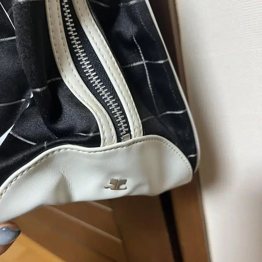 꾸레쥬 courrege bag