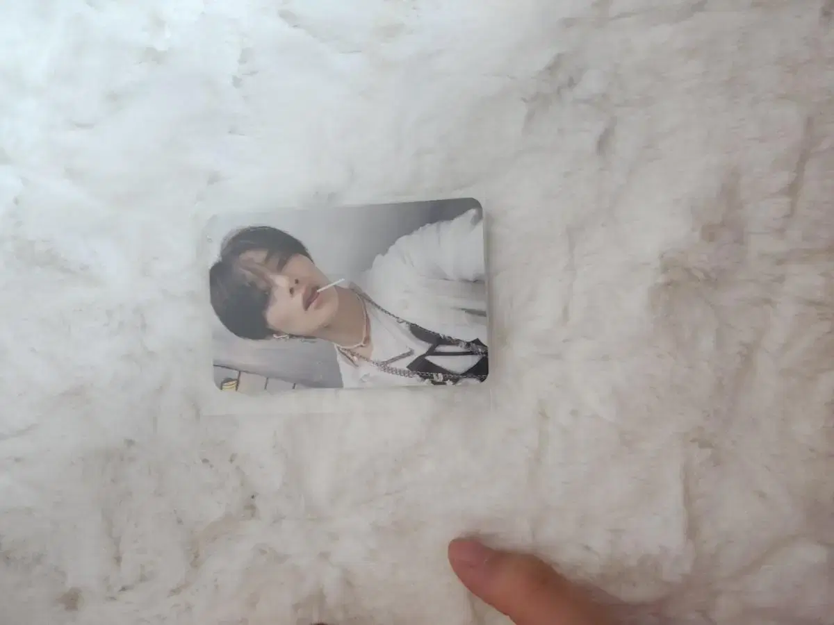 Just swap photocard with seungmin's 