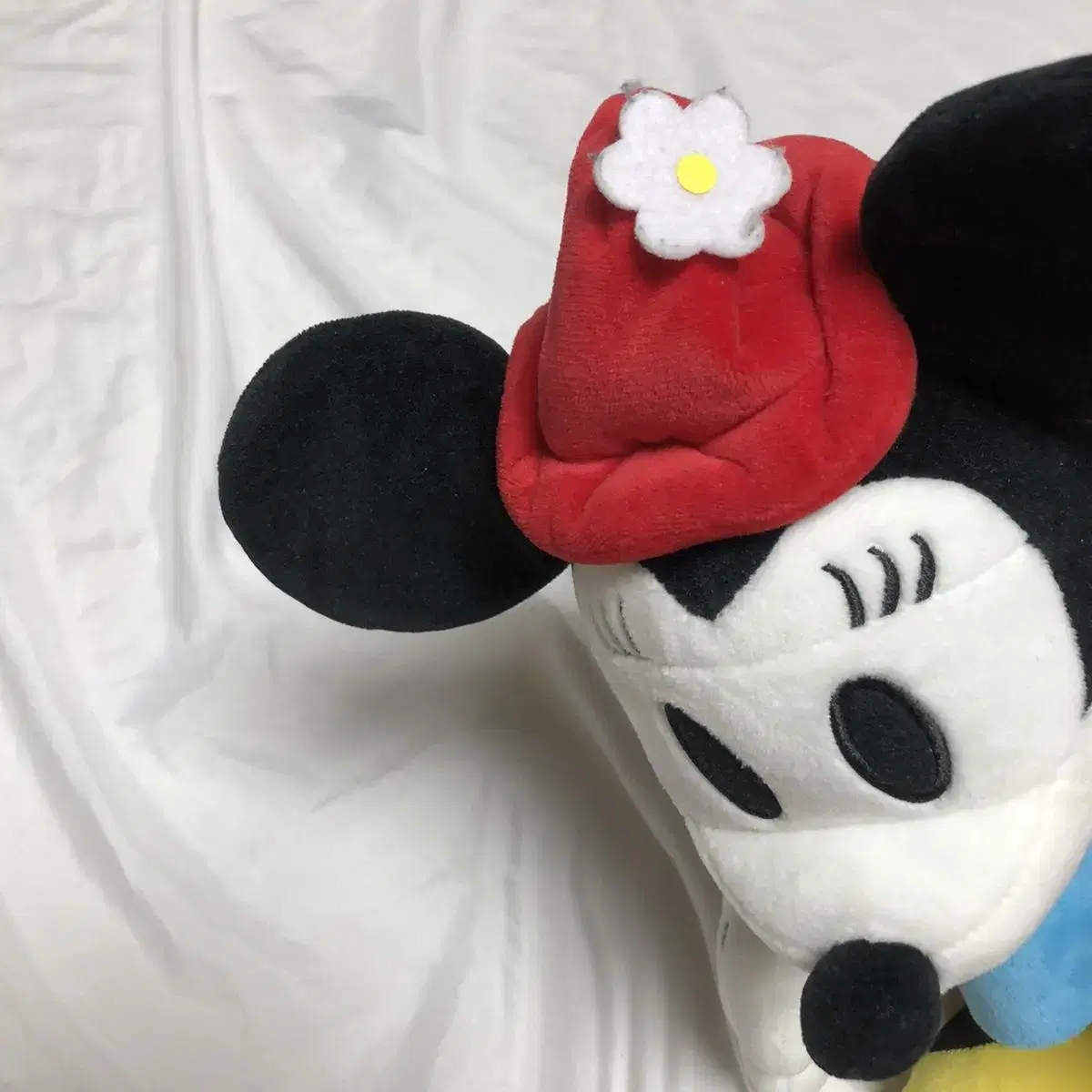 Vintage Minnie Mouse flower doll