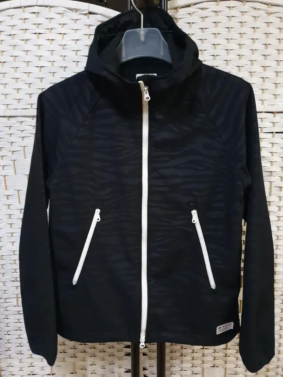 (0735) adidas adidas softshell brushed waterproof zip-up 95 m