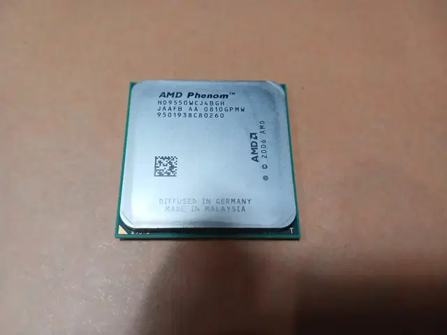 Amd cpu Phenom X4 9550 2.2GHz