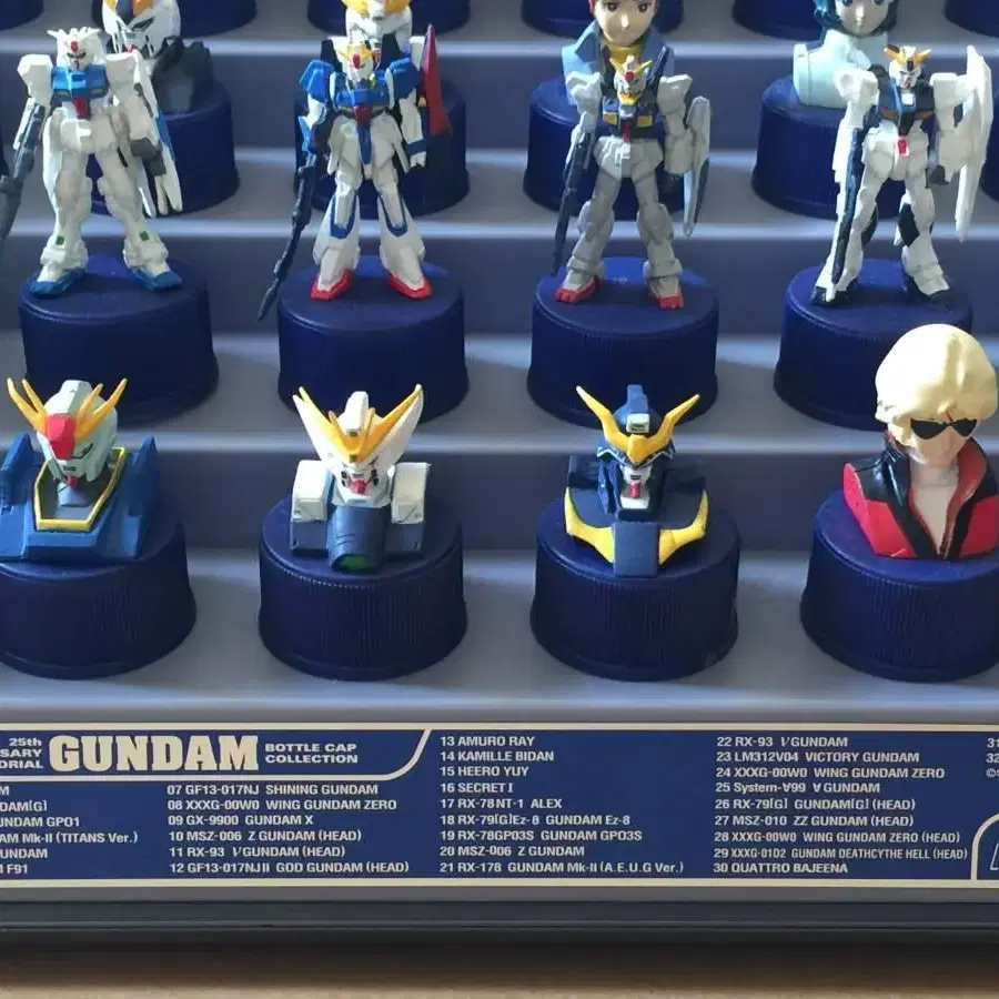 GUNDAM 건담 25주년 보틀캡 32종 + 스페이스 콜로니 스테이지세트