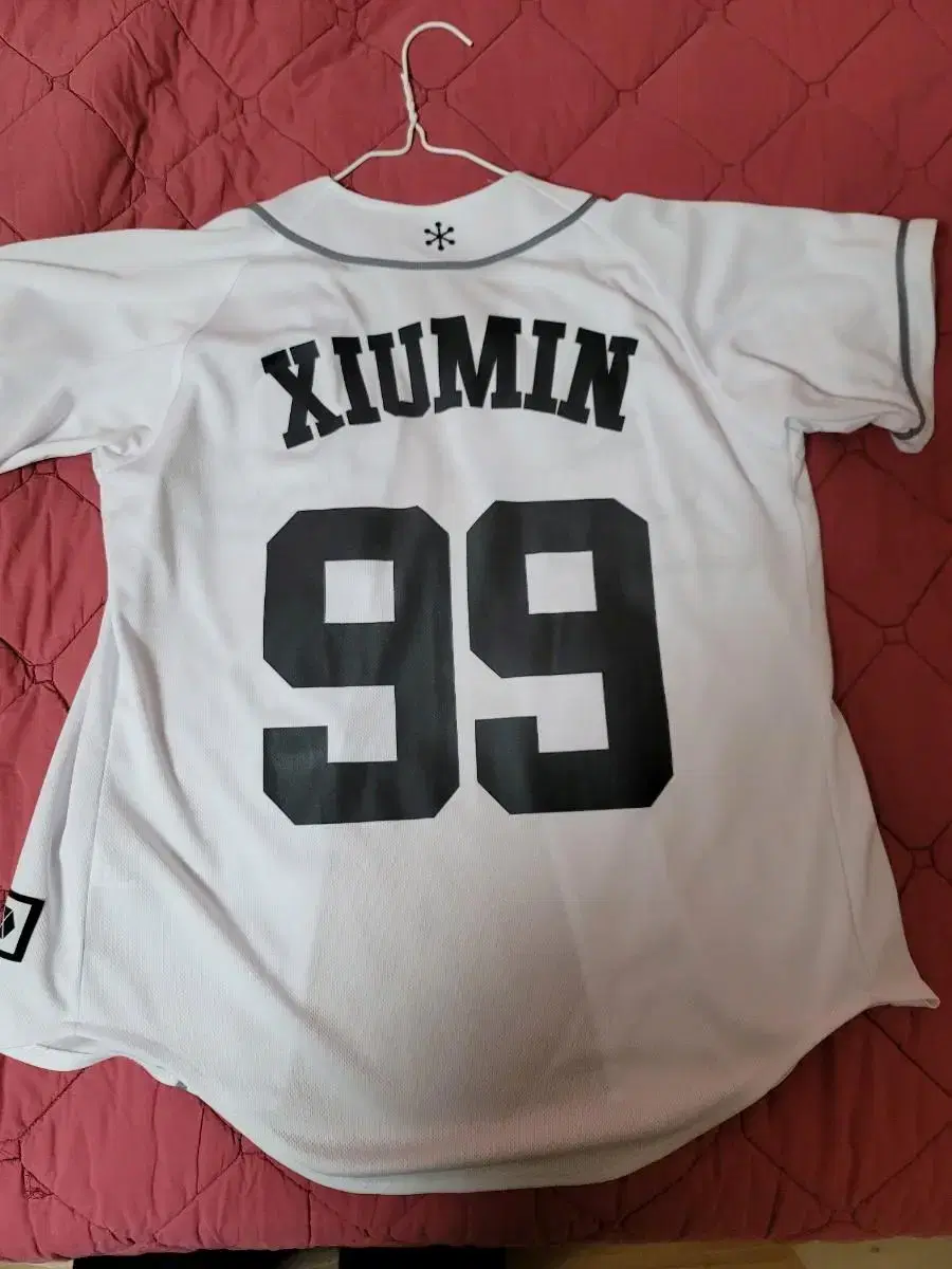 Exo xiumin jersey size S