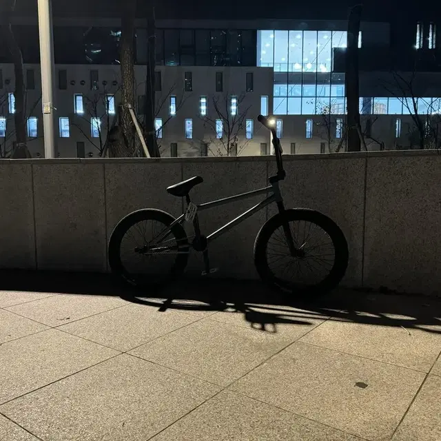 컬트 디보션 bmx 21인치