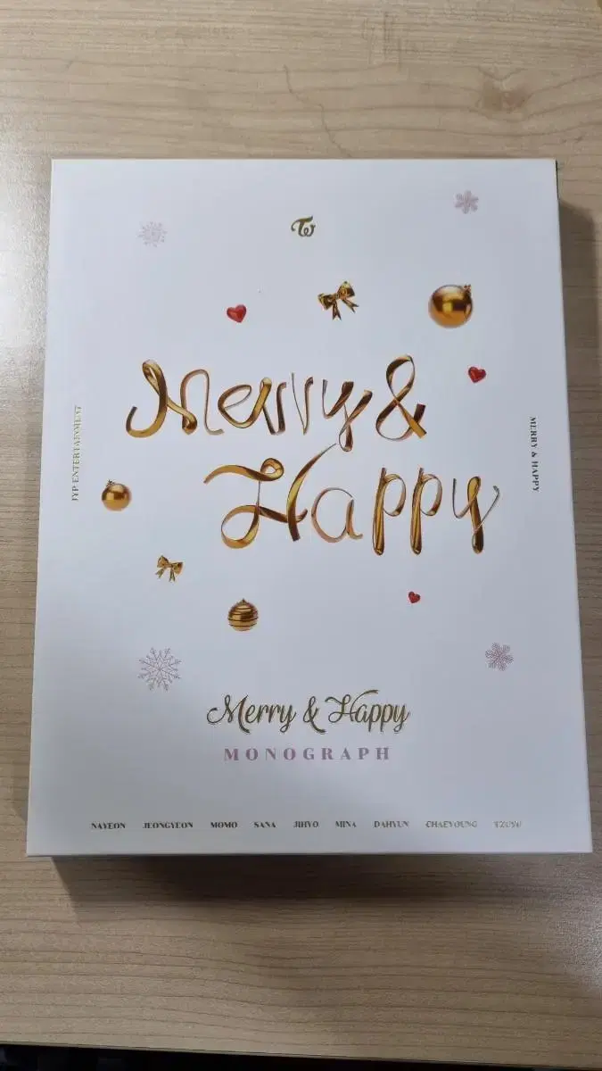 트와이스 merry & happy 모노그래프