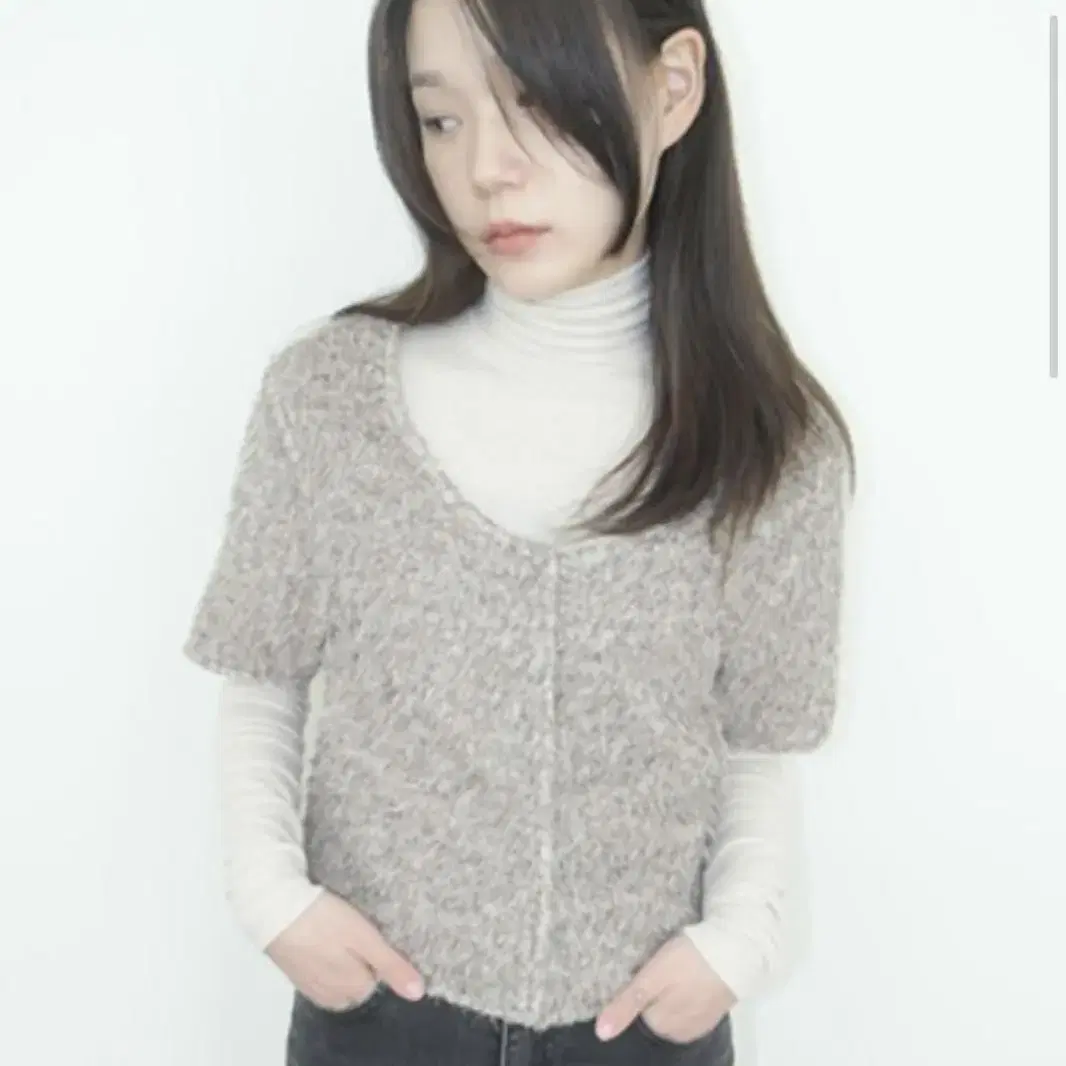 에프터먼데이 furry boucle knit half top