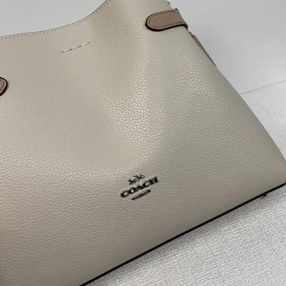 코치 한나 숄더백 CH188 SV/IO Hanna Shoulder Bag