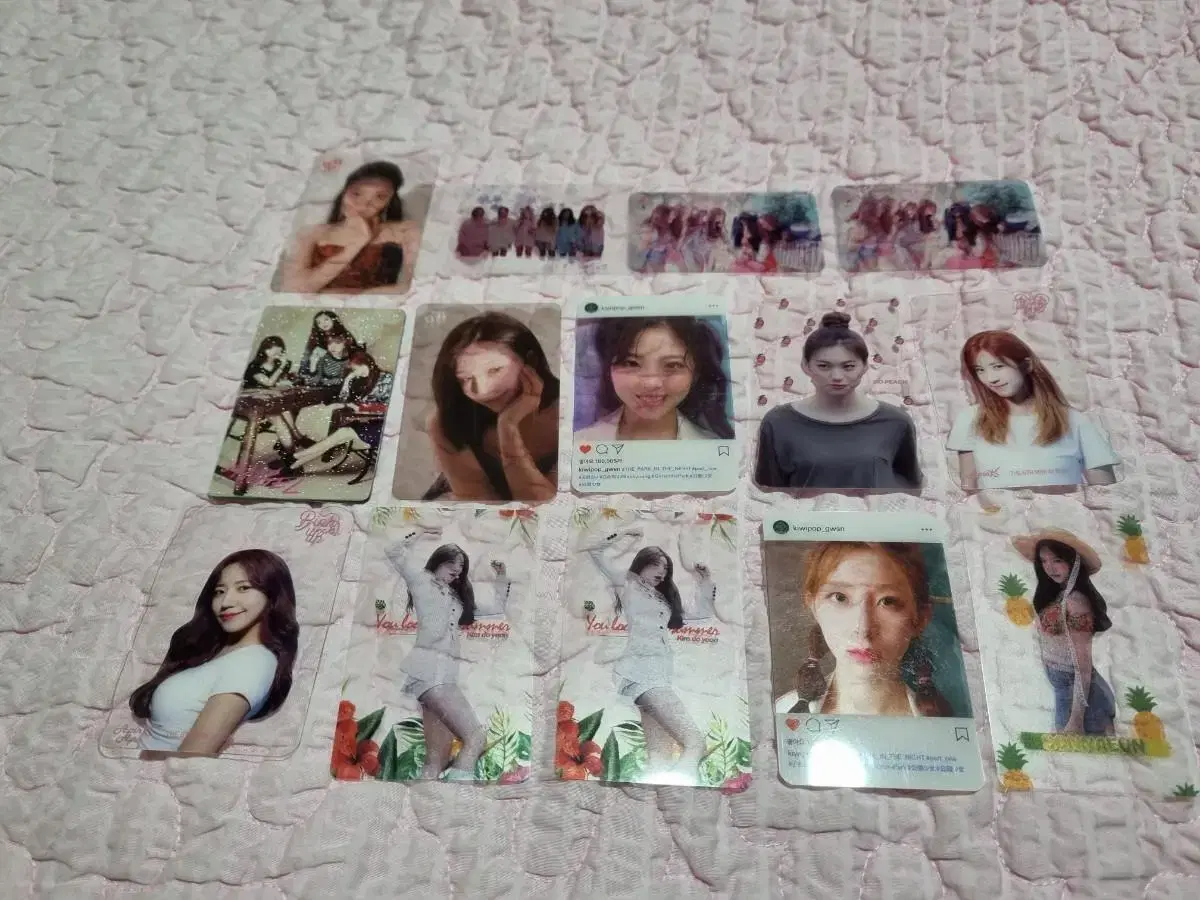 Girl's Doll Transparent with Apink photocard sells