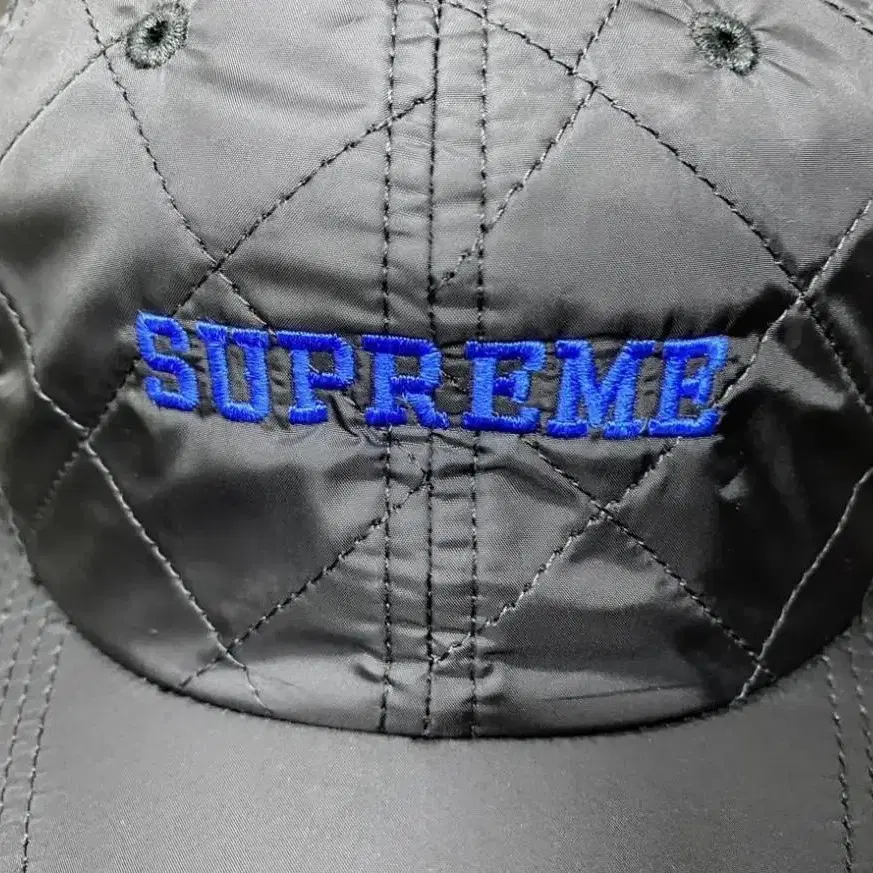 슈프림 패디드 캡 판매 supreme