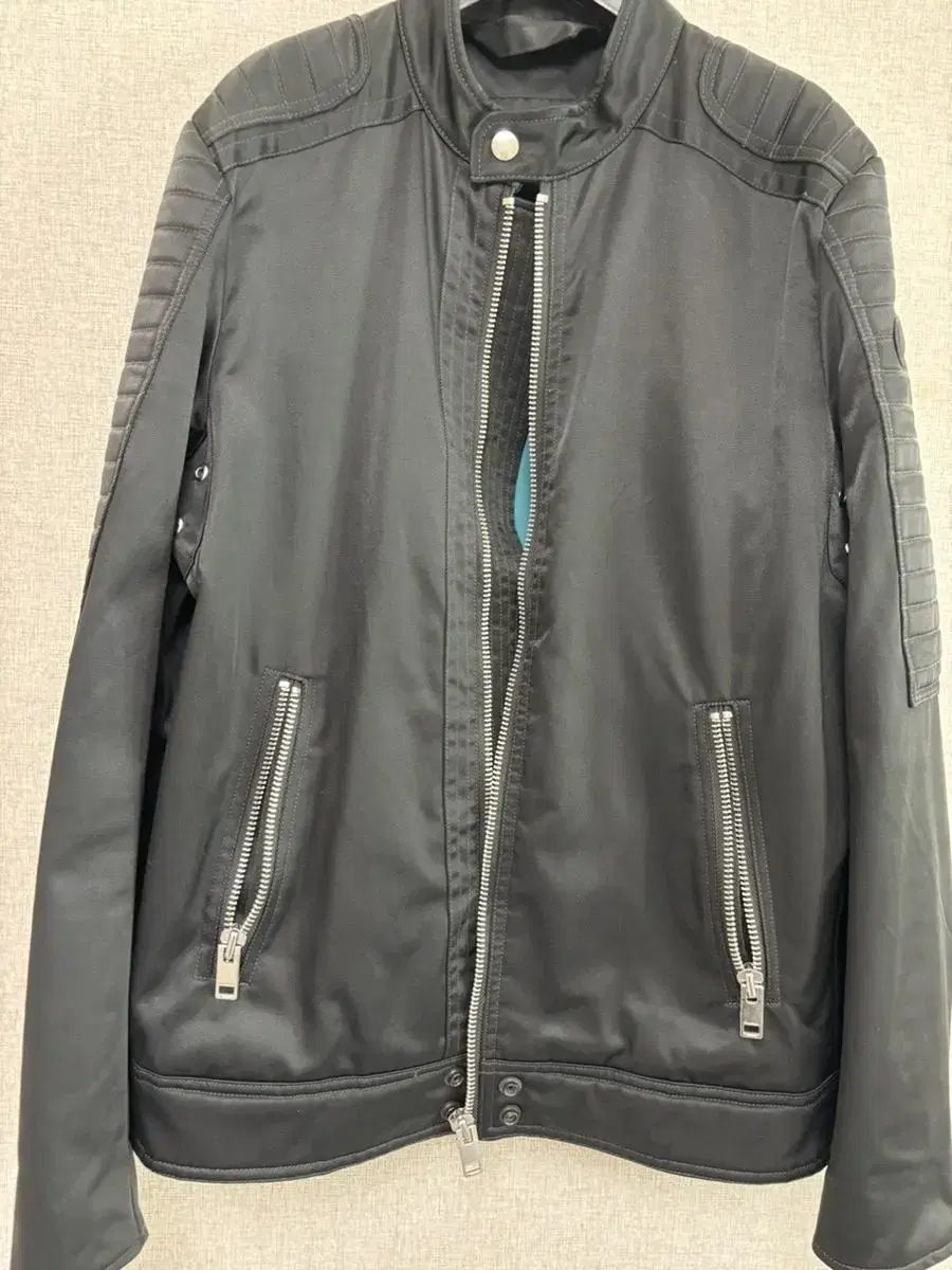 Diesel Outer