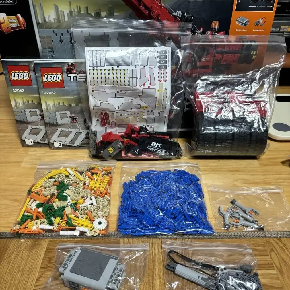 (택포)LEGO 레고 테크닉 42082 험지용 크레인 판매합니다