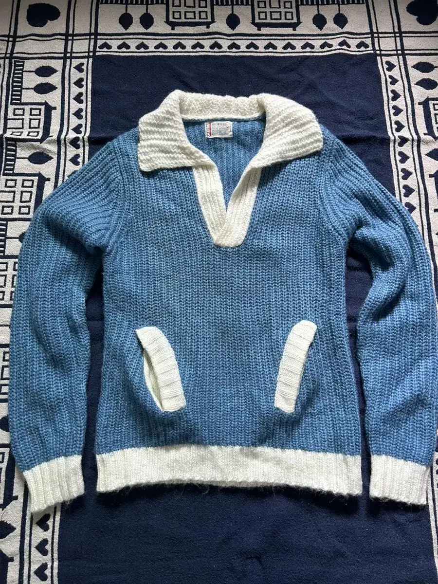 Vintage sweater