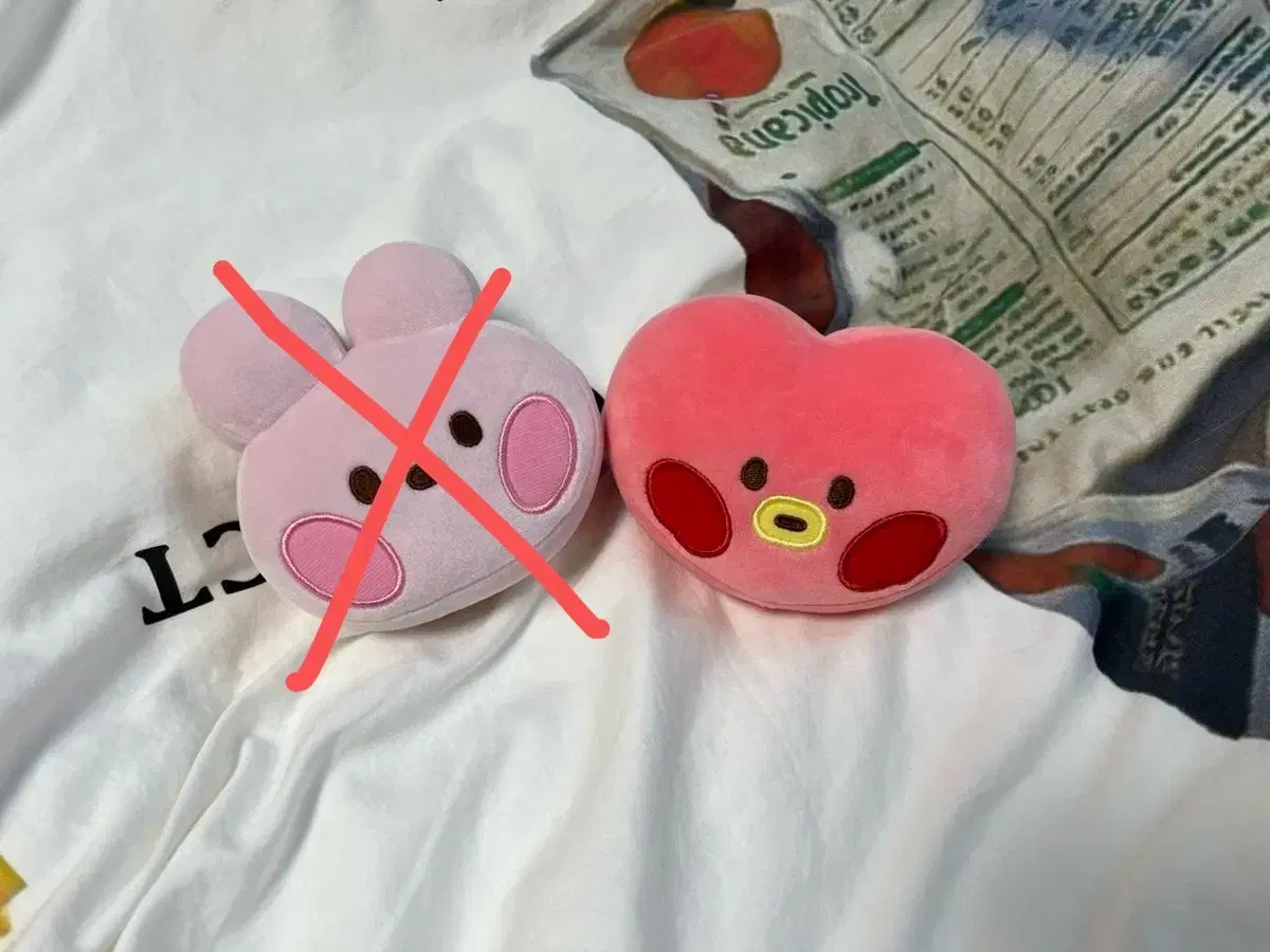 BT21 Minini Wrist Cushion (Tata)