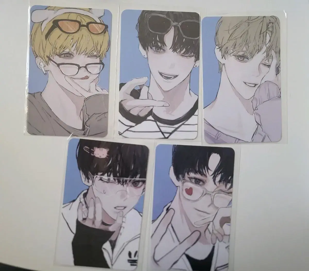 Demotjuk photo card32 cards, stickers, unofficial goods in bulk wts