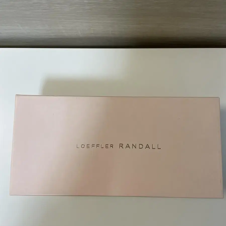 [새 신발_실물갑]LOEFFLER RANDALL 양털슬리퍼