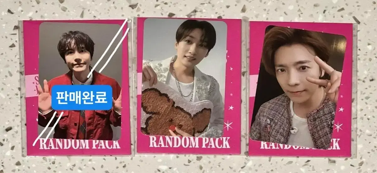 2023 Pink Christmas Random photocard Super Junior(Eunhyuk,Donghae)