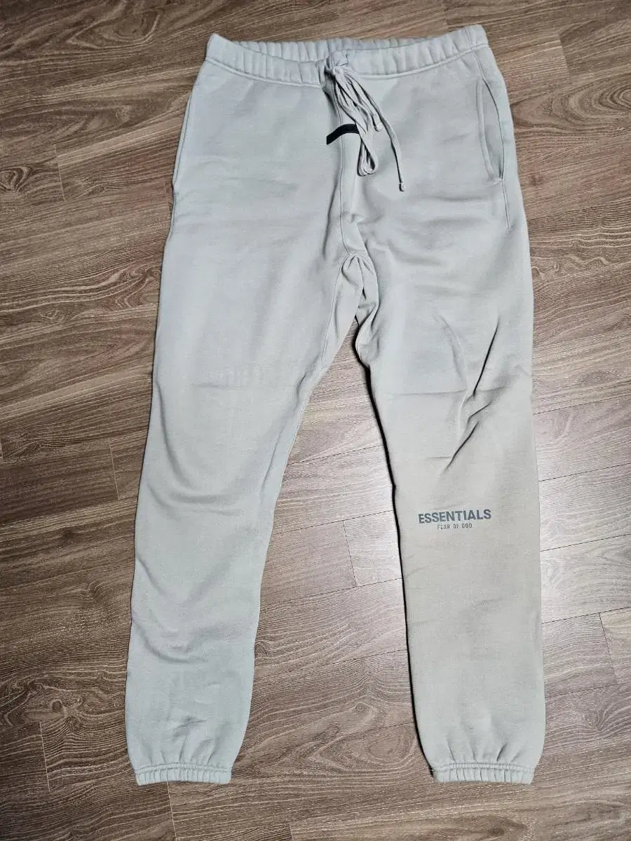 Pierre of God Essential Tan Sweatjogger Pants L