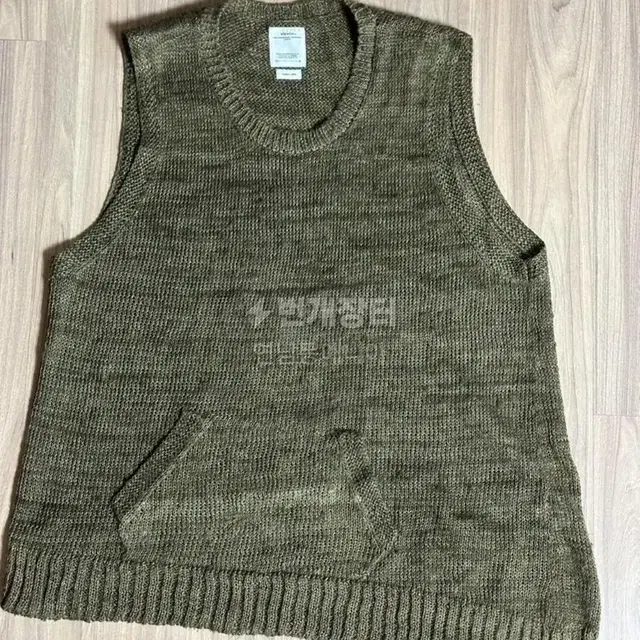 visvim regimen vest (비즈빔 실크 조끼)