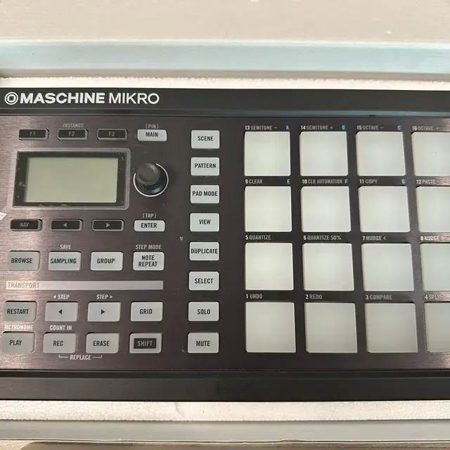 MASCHINE MIKRO