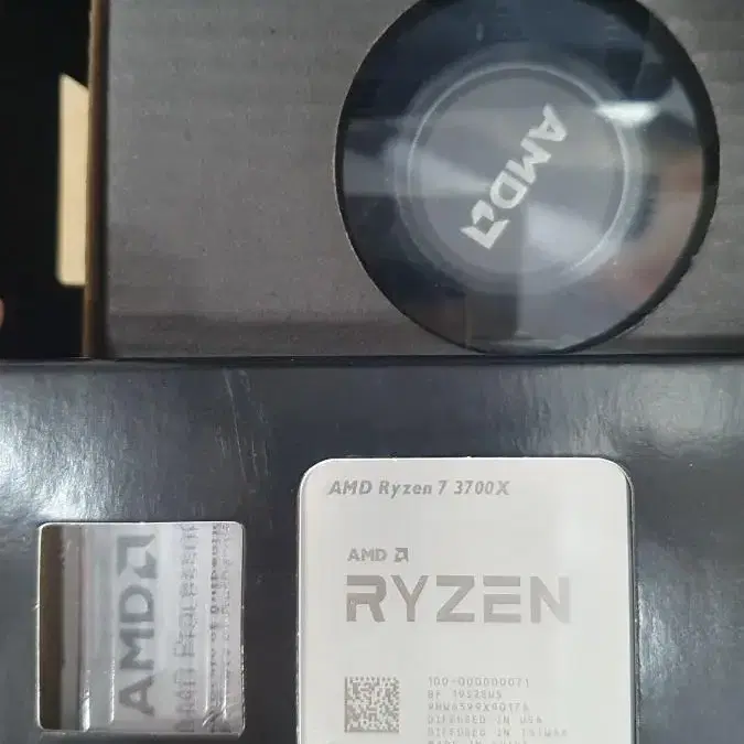 AMD 라이젠7 3700x 마티스 CPU 프리즘정품쿨러포함