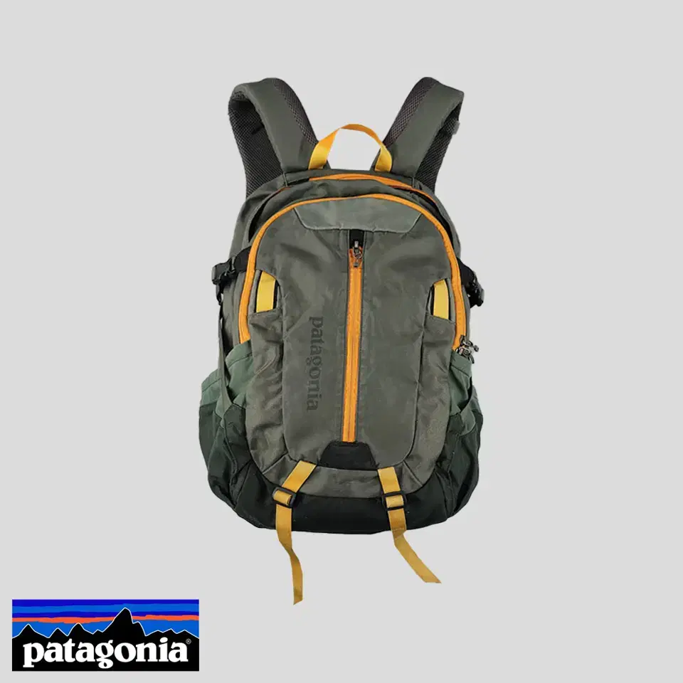 Patagonia 13 Seasons Khaki Orange Refugio 28L Outdoor Camping Backpack