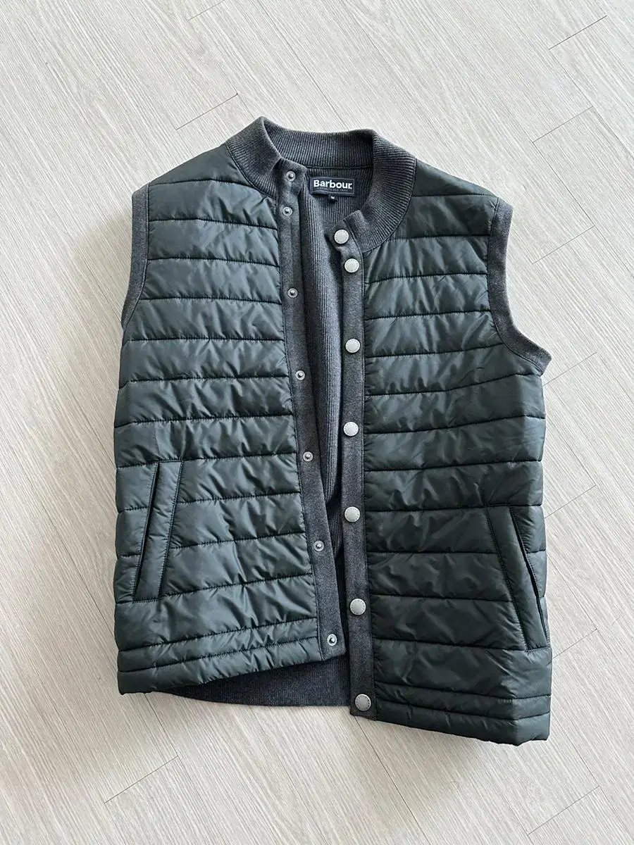 Barbour Essentials Gillette Vest Charcoal Size M