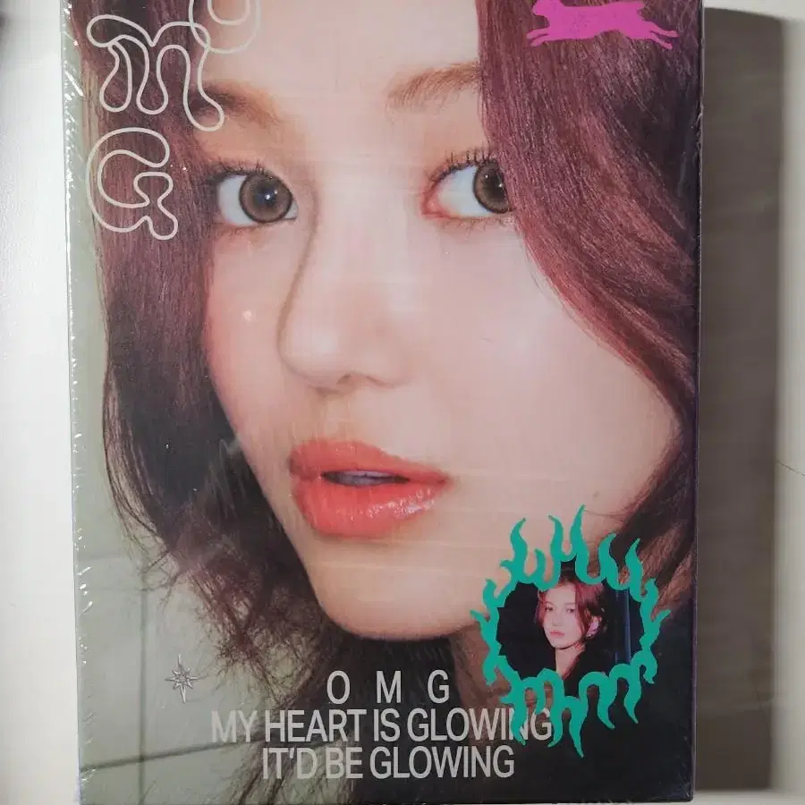 NewJeans 'OMG' Message Card ver.