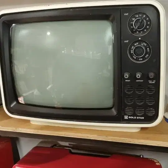 레트로 브라운관 텔레비전  RETRO TV