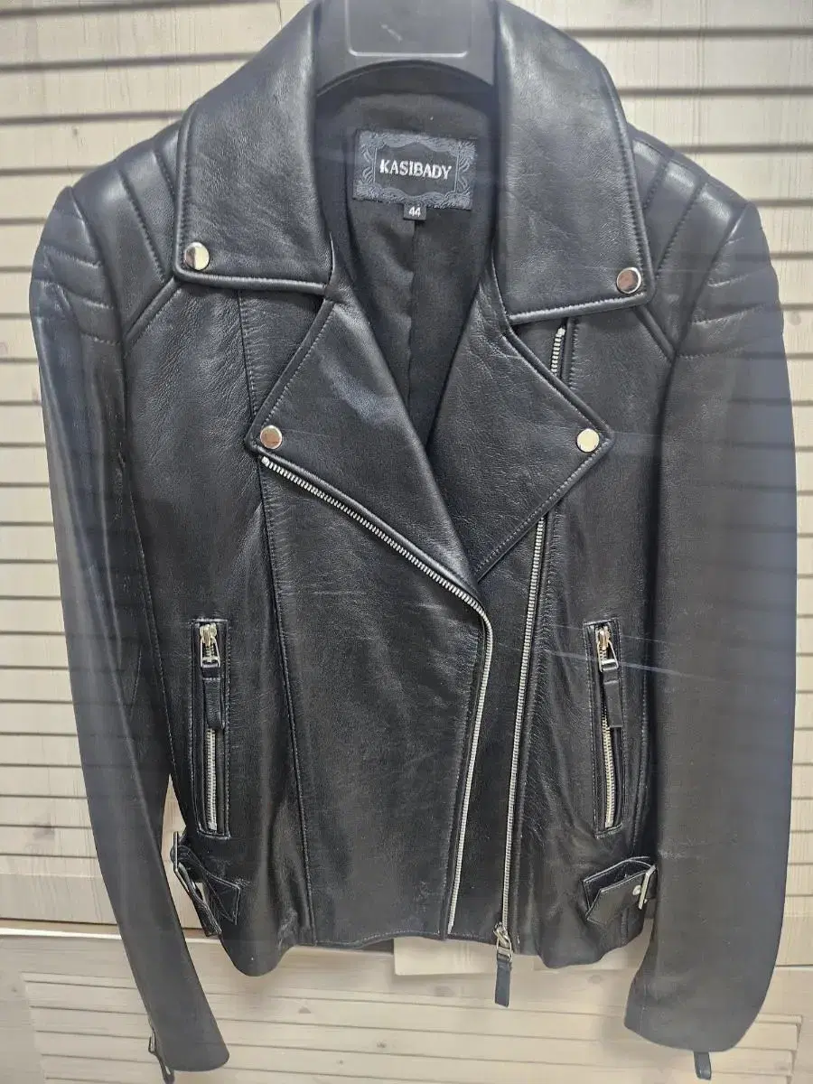 Cashibodi leather jacket