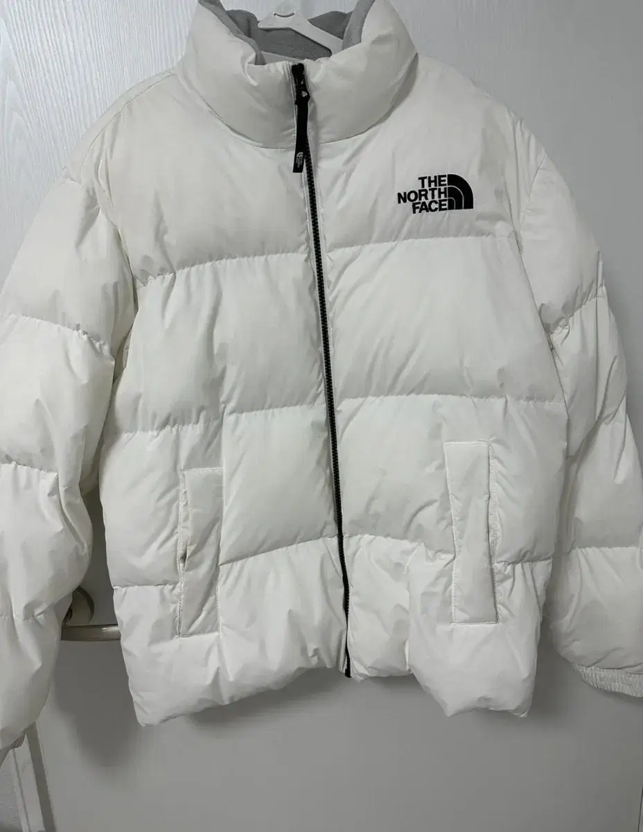 (S) The North Face Nopsy Tee Ball Air White sells