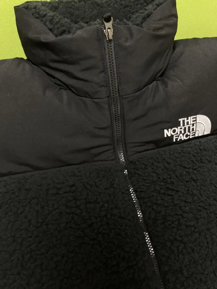 (NEW) The North Face Hi-Pile Knopsie M