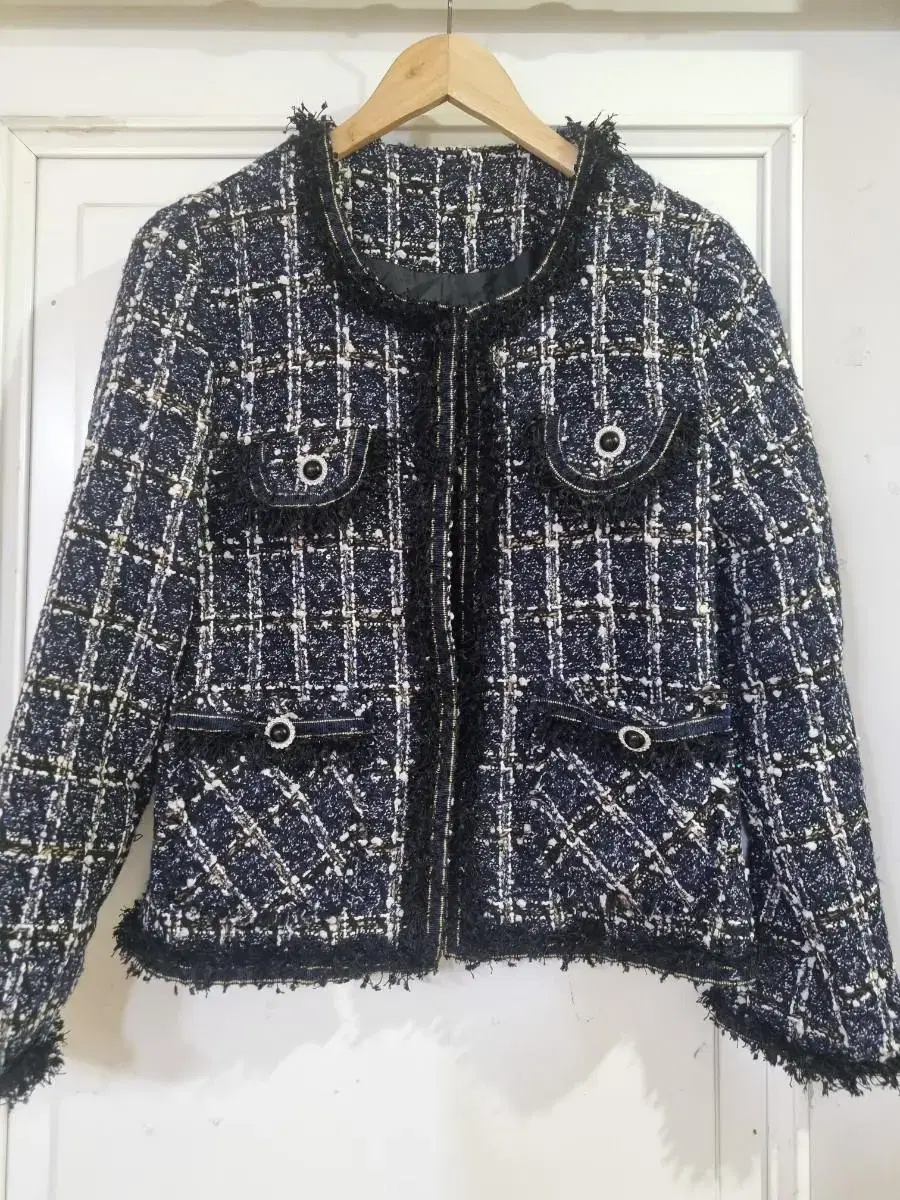 Hot new arrivals. High quality. Tweed jacket. It's clean.