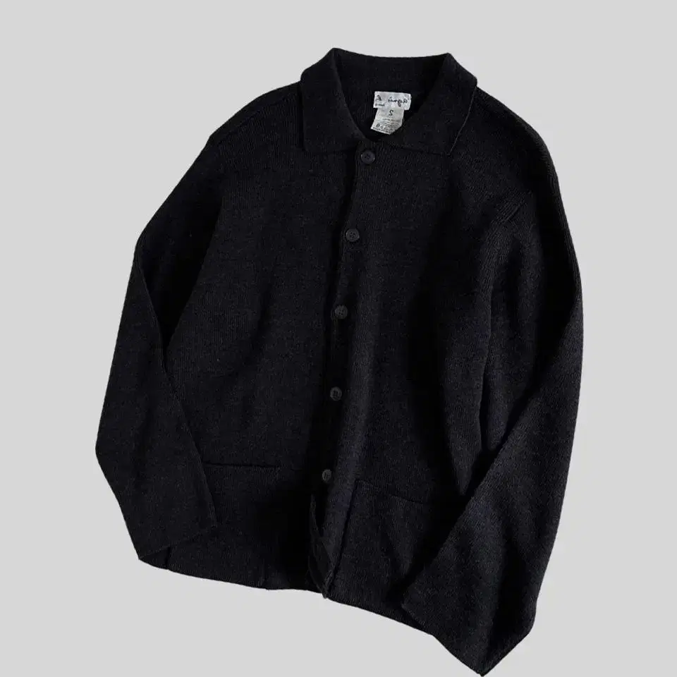 < (AGNES B.)charcoal wool collar cardiga