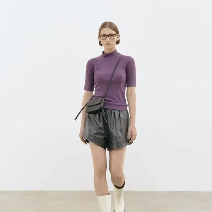 ETHOS HALF SLEEVE TURTLENECK PURPLE 에토스