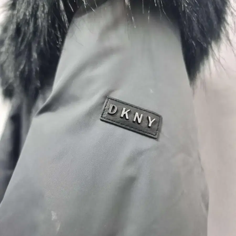 DKNY 여성 롱패딩 사이즈85 상태좋아요 C1-800