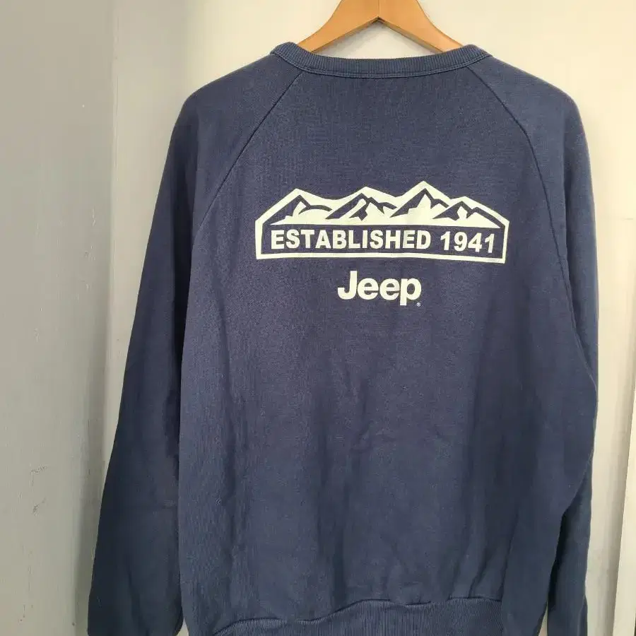 지프(jeep) [기모] M-Logo Sweat (Navy/L)