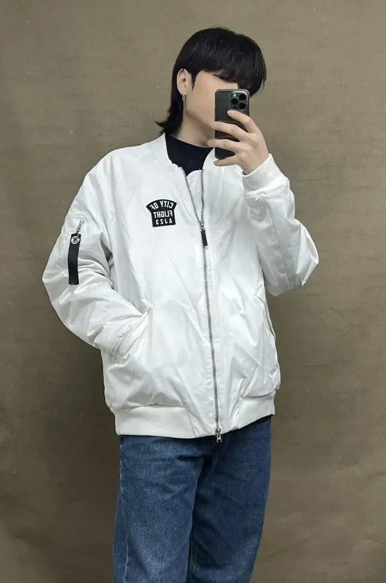 Jordan White Bomber Jacket XL