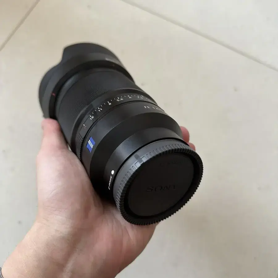 sony sel35f14