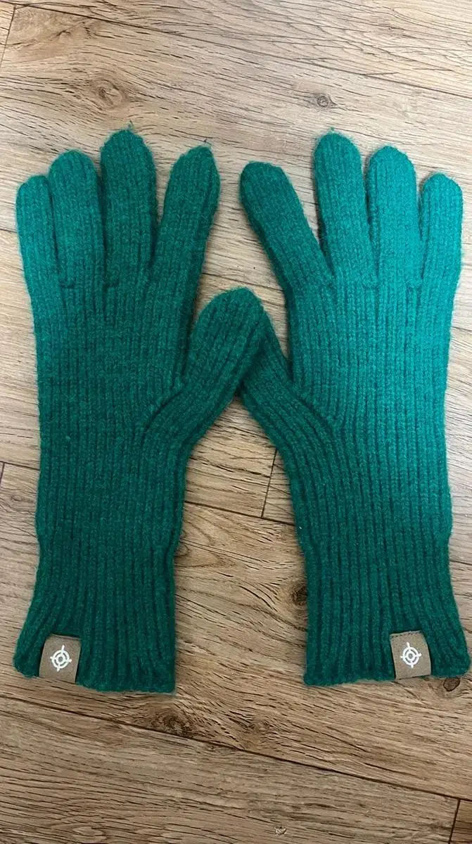 Touch gloves