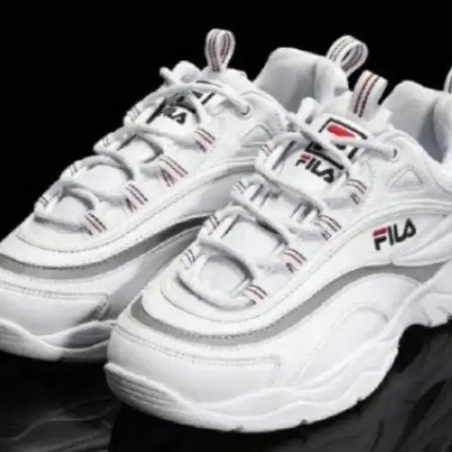 FILA 필라 휠라 어글리슈즈 255mm