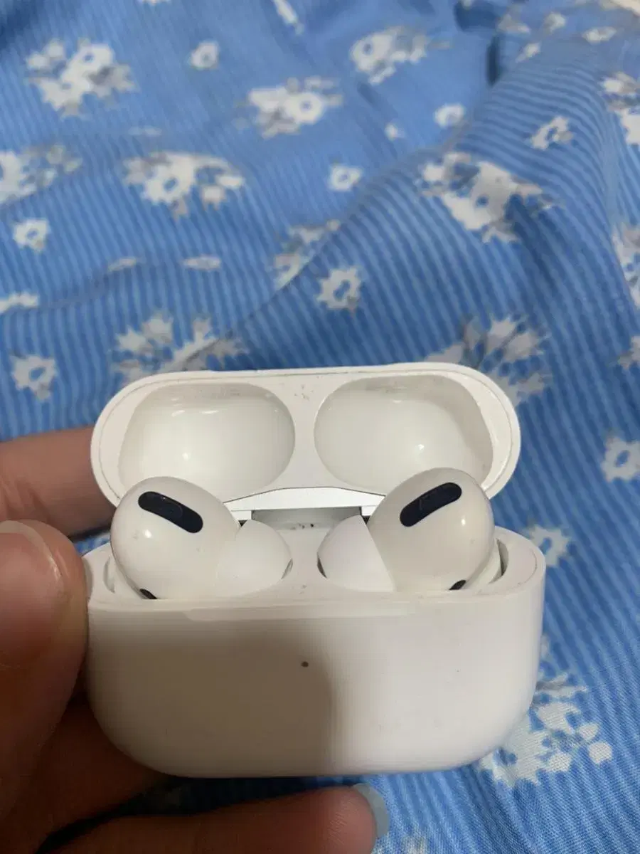 AirPods Pro 1 for sale Quick sale Sold individually