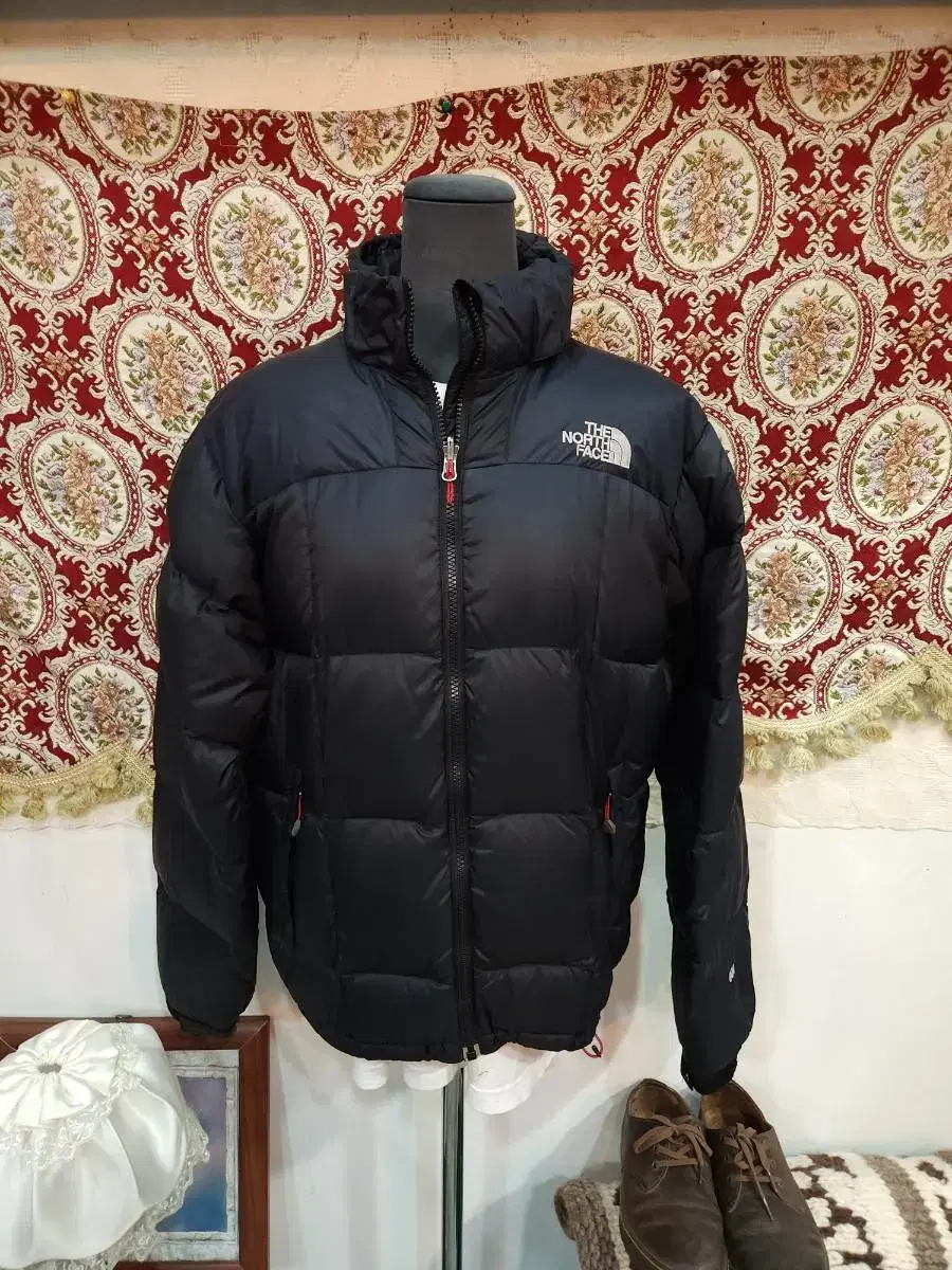 The North Face 800 Summit Series Roche Goose Padded Jumper