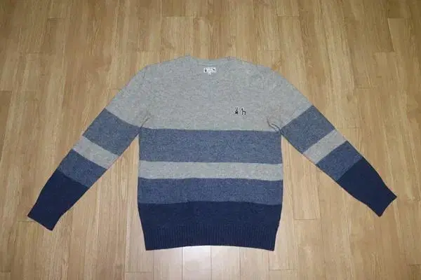 (100)Hedges/GrayBlue Dangara Round Wool Knit