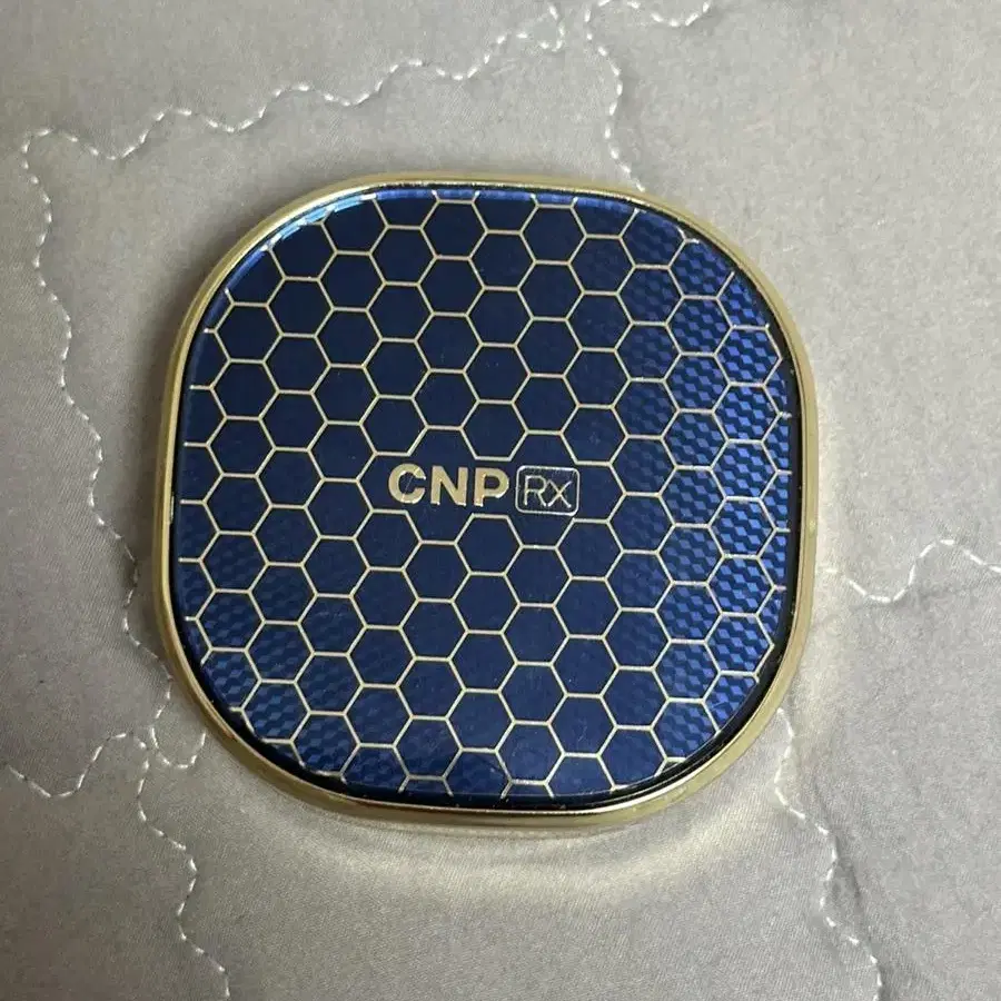 CNP RX 쿠션 미스트 선블럭 케이스 팝니다