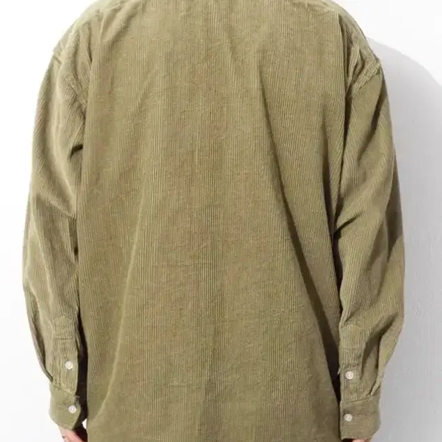 코듀로이 오버사이즈 셔츠 (khaki) 정상가 89,000원 M사이즈